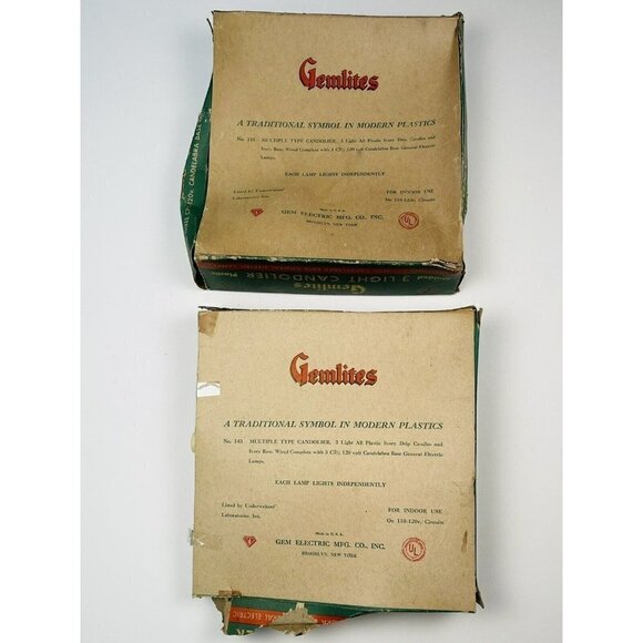 VTG Lot 2 GEMLITES Plastic 3 Light CANDOLIER Candelabra Christmas Decor NO BULBS - Picture 3 of 4